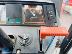 FORD 2120 2WD TRACTOR*C/W TURF TYRES*VIDEO*