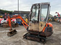 KUBOTA KX36-2 *ENGINE STARTS BUT DOESNT OPERATE*VIDEO*