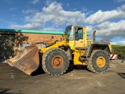 KOMATSU WA470-3H LOADING SHOVEL*C/W BUCKET*
