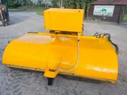 JCB 500 SWEEPER BOX C/W WATER TANK & SPRINKLER 
