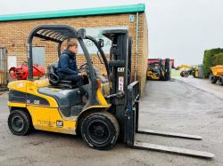 CATERPILLAR GP30N CONTAINER SPEC FORKLIFT*C/W PALLET TINES*VIDEO*