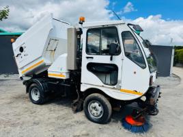 SCARAB ROAD SWEEPER *C/W BRUSHES AND JETWASH* VIDEO*
