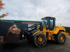 JCB 426 TOOL CARRIER LOADING SHOVEL*7084 HOURS*C/W BUCKET*VIDEO*