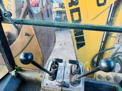 FORD 675D TURBO BACKHOE LOADER*C/W BUCKET AND BAIL SPIKE*VIDEO*