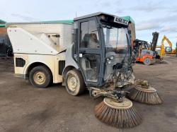 HAKO BEHAELTER ARTICULATED ROAD SWEEPER*YEAR 2016*VIDEO*