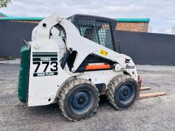 BOBCAT 773 HIGH LIFT TURBO SKIDSTEER*C/W PALLET TINES*VIDEO*