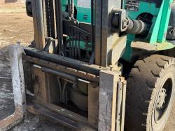 MITSUBISHI FD30NT FORKLIFT*C/W PALLET TINES*YEAR 2015*VIDEO*