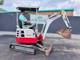 TAKEUCHI TB215R MINI EXCAVATOR*YEAR 2019*C/W 3 BUCKETS/RIPPER*VIDEO*