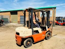 NISSAN FJ02A25U FORKLIFT*C/W PALLET TINES*VIDEO*