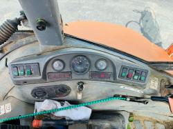 FIAT HITACHI FB100 FRONT LOADER AND DIGGER*C/W 4 IN 1 BUCKET AND PALLET TINES*VIDEO*