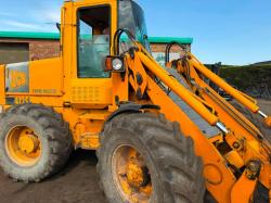 JCB 412S FARM MASTER FRONT LOADER*C/W BUCKET AND TINES*VIDEO*