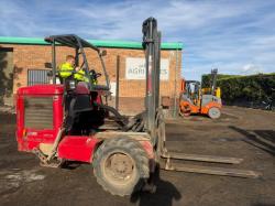 MOFFETT M5 25.3 *C/W FORK POSITIONER*1453 HOURS*YEAR 2012*VIDEO*