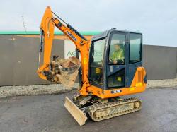 HANIX H22B EXCAVATOR*829 HOURS*C/W 4 EXTRA BUCKETS*VIDEO*