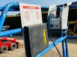 UPRIGHT X32 N SCISSOR LIFT*NEEDS CHARGING*VIDEO*