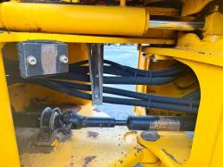 JCB 426 TOOL CARRIER LOADING SHOVEL*7084 HOURS*C/W BUCKET*VIDEO*