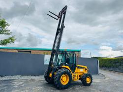 JCB 926 3 STAGE MASTED FORKLIFT*C/W PALLET TINES*VIDEO*
