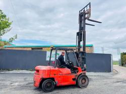 MITSUBISHI FD40 CONTAINER SPEC FORKLIFT 2 STAGE MAST*C/W PALLET TINES*VIDEO*