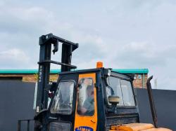 SAMUK SF40D FORKLIFT *C/W PALLET TINES*VIDEO*