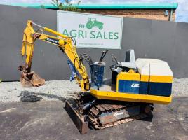 KOMATSU PCO5-5 EXCAVATOR*C/W BUCKET*VIDEO*