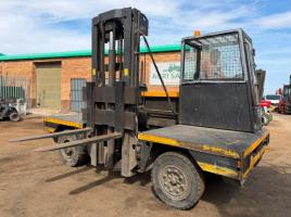 LANSING LINDE S50 SIDE LOADING FORKLIFT*C/W PALLET TINES*VIDEO*