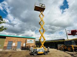 HAULOTTE COMPACT 12DX SCISSOR LIFT*YEAR 2015*2268 HOURS*VIDEO*