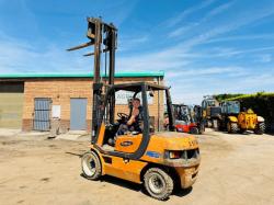 SAMSUNG SF30D FORKLIFT*C/W PALLET TINES*VIDEO*