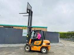 SAMSUNG 2 STAGE MASTED FORKLIFT*C/W YANMAR ENGINE*VIDEO*