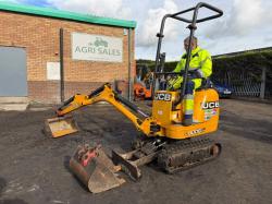 JCB 8008CTS MINI EXCAVATOR*C/W EXPANDING TRACKS*YEAR 2012*VIDEO*