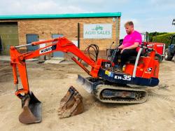 KUBOTA KH-35 MINI EXCAVATOR*C/W SELECTION OF BUCKETS*VIDEO*