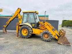 JCB 3CX PROJECT 8 4WD BACKHOE DIGGER*C/W BUCKET*VIDEO*