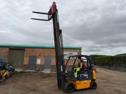 TCM U1D2A20LH FORKLIFT*C/W FORK POSITIONER*YEAR 2021*VIDEO*