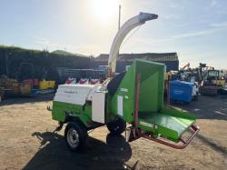 GREEN MECH CM200 TOWABLE WOOD CHIPPER*C/W LISTER ENGINE*VIDEO*
