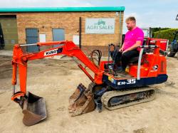 KUBOTA KH-35 MINI EXCAVATOR*C/W SELECTION OF BUCKETS*VIDEO*