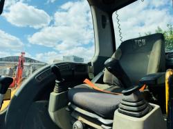 JCB 8080 EXCAVATOR*C/W BUCKETS*YEAR 2011*5979 HOURS*VIDEO*