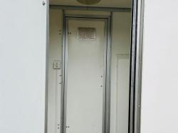 SINGLE AXLE SHOWER BLOCK C/W HONDA GENERATOR *VIDEO*