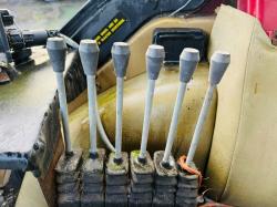 CASE INTERNATIONAL 2WD SPRAYER*C/W SELF PROPELLED SPRAYER*VIDEO*