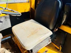 BRAY A4500 LOADING SHOVEL C/W BUCKET *NO BREAKS*