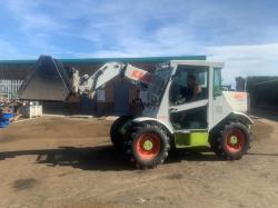 CLAAS 928PLUS 4WD TELEHANDLER*AG SPEC*C/W BUCKET & TINES*VIDEO*