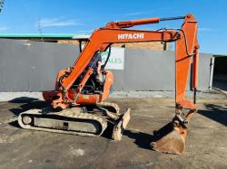 HITACHI EX30 EXCAVATOR*RUBBER TRACKS*C/W BUCKET*VIDEO*
