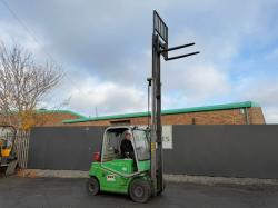 DRAGO 250 3 STAGE MAST FORKLIFT*C/W SIDESHIFT*VIDEO*