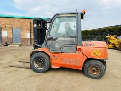 TOYOTA 02-7F040 FORKLIFT*C/W PALLET TINES*VIDEO*