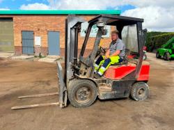 DAEWOO D25S FORKLIFT*C/W PALLET TINES*VIDEO*