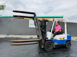 HYSTER H2.50XM FORKLIFT*C/W HYDRAULIC ROTATING BAIL GRAB*VIDEO*